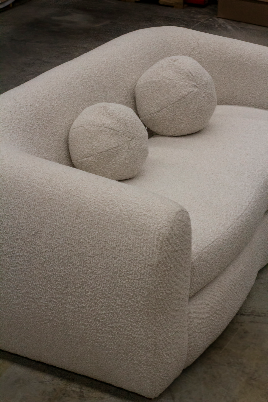 ADELAINE - Love seat